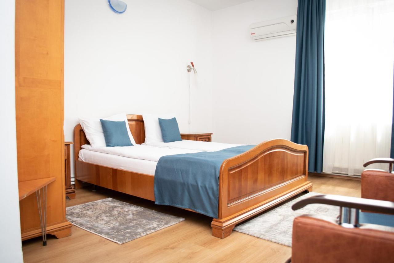 Motel Via Targu Mures Cristesti  エクステリア 写真