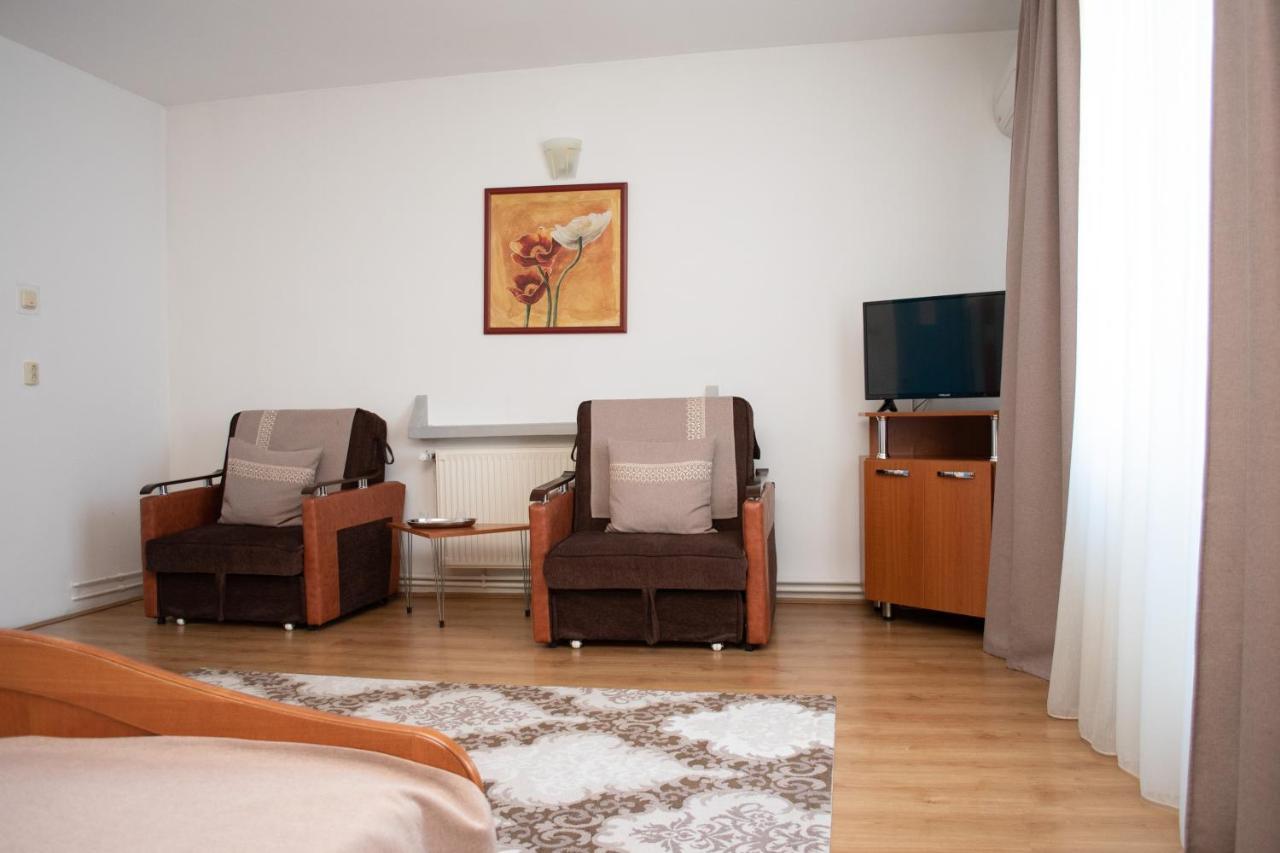 Motel Via Targu Mures Cristesti  エクステリア 写真